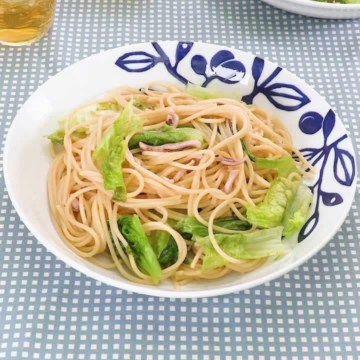 くせになる味♪塩辛とサニーレタスのパスタ